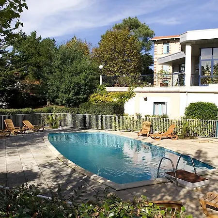 Ξενοδοχείο Apts Regina 2*